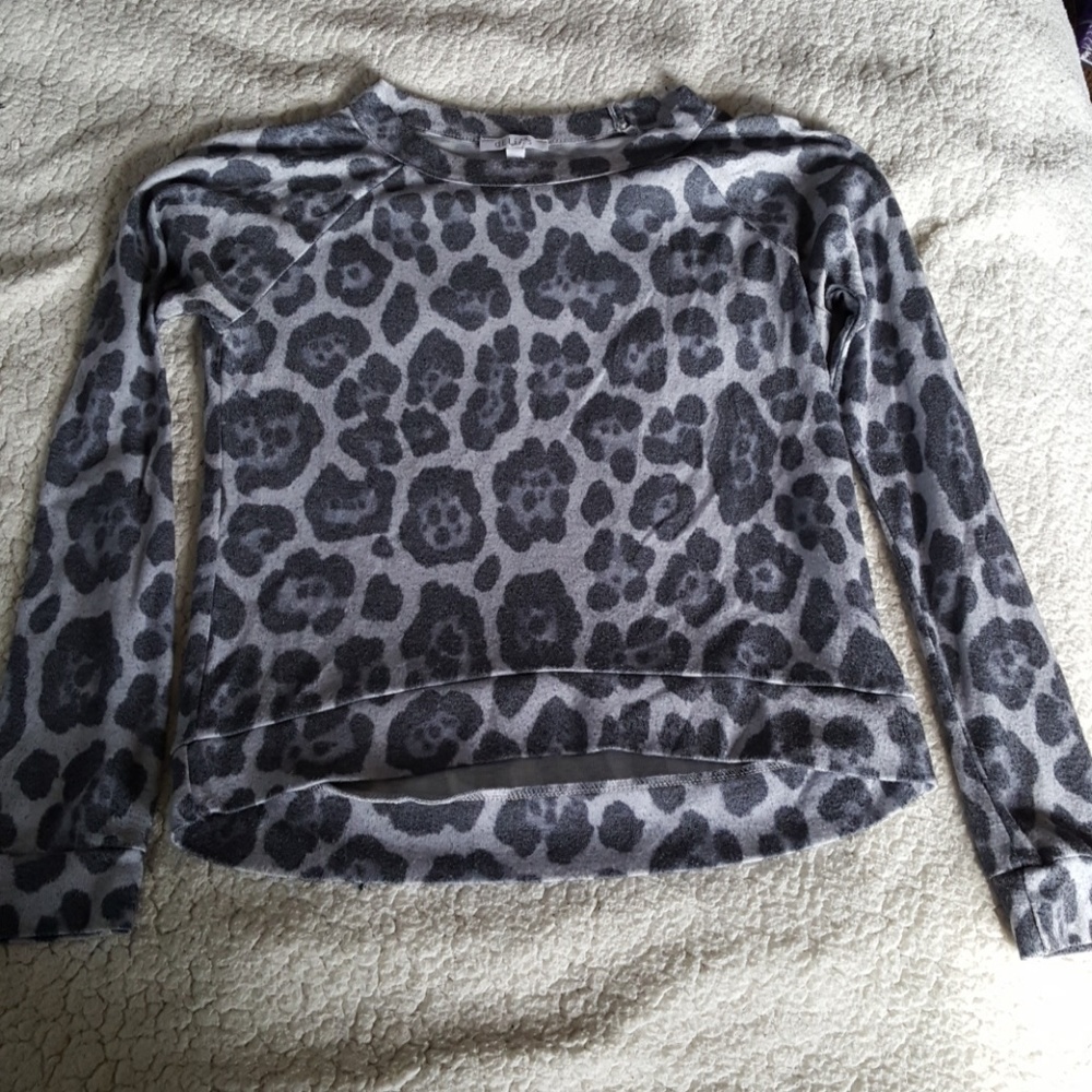 Delia's long sleeve tee